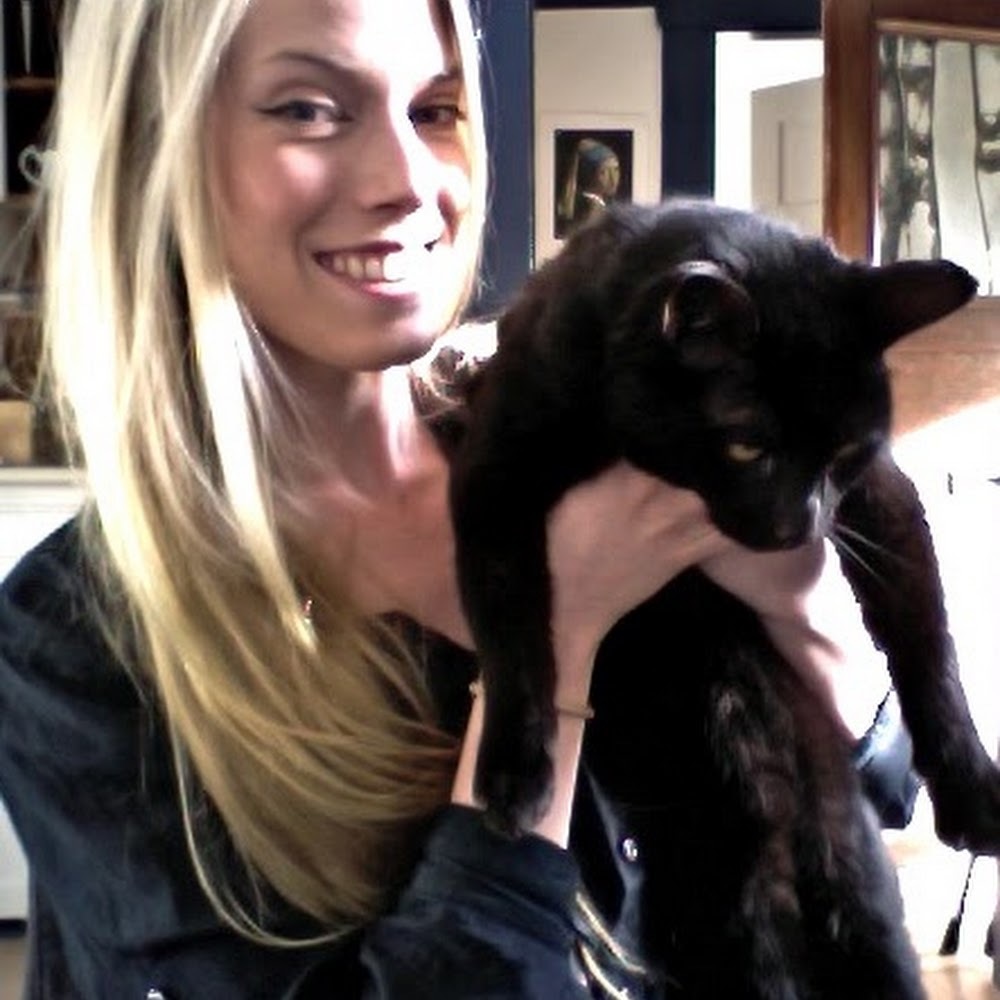 Meet your Posher, Kat